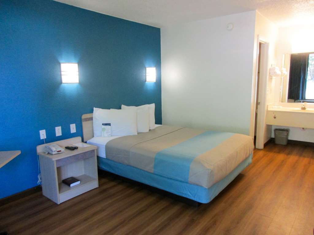 Motel 6 Huntsville - Madison Rum bild