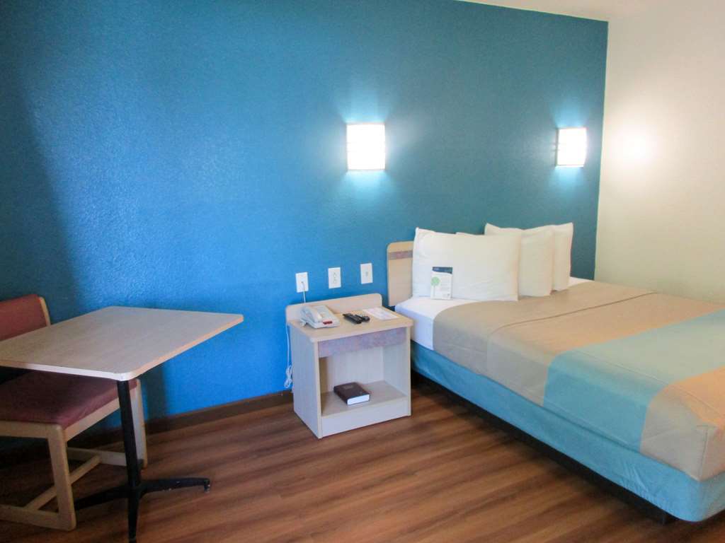 Motel 6 Huntsville - Madison Rum bild